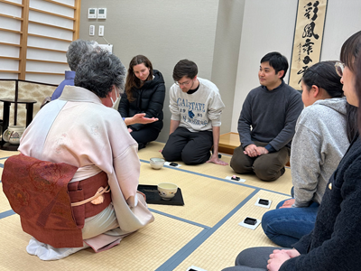 お茶会の様子